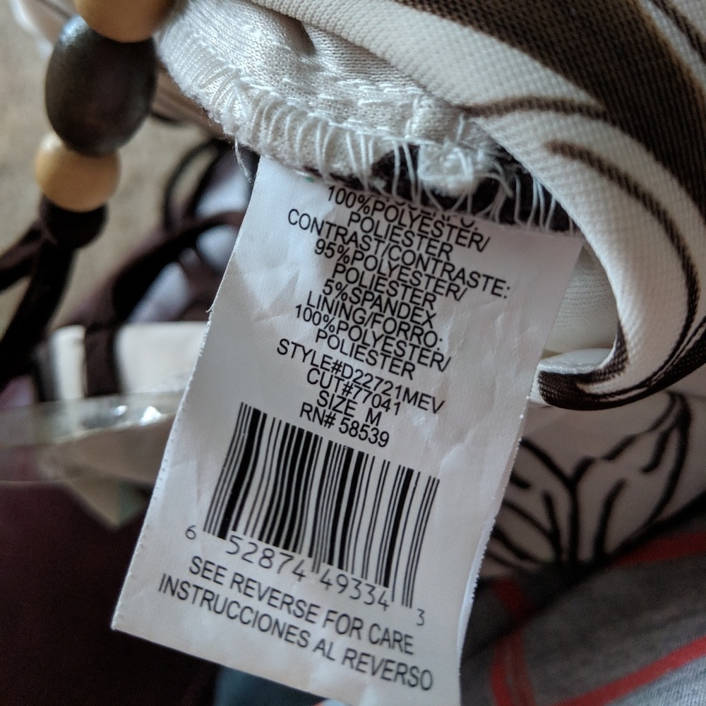 Size medium - Picture 3 of 3